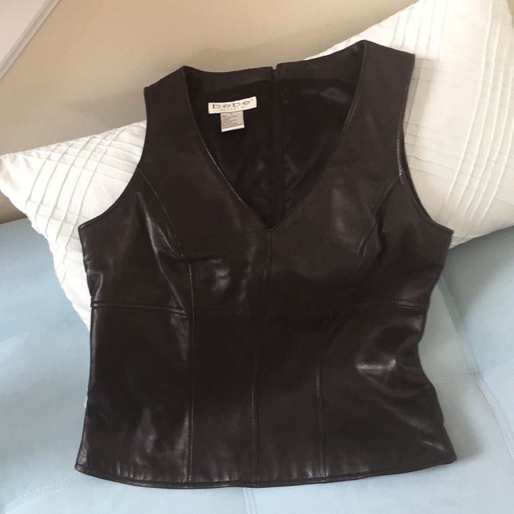 Bebe black leather fitted vneck top
